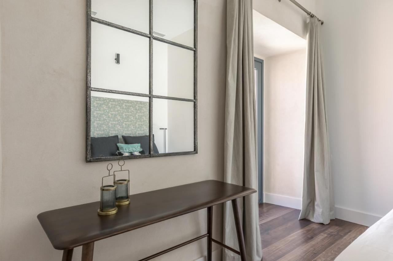 Green-Apartments Sierpes Luxury Suites Sewilla Zewnętrze zdjęcie