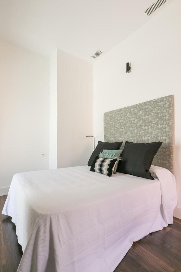 Green-Apartments Sierpes Luxury Suites Sewilla Zewnętrze zdjęcie