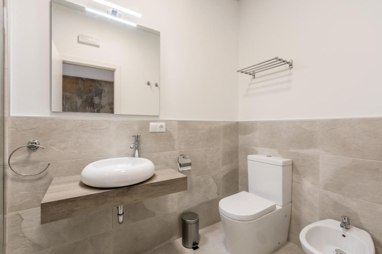 Green-Apartments Sierpes Luxury Suites Sewilla Zewnętrze zdjęcie